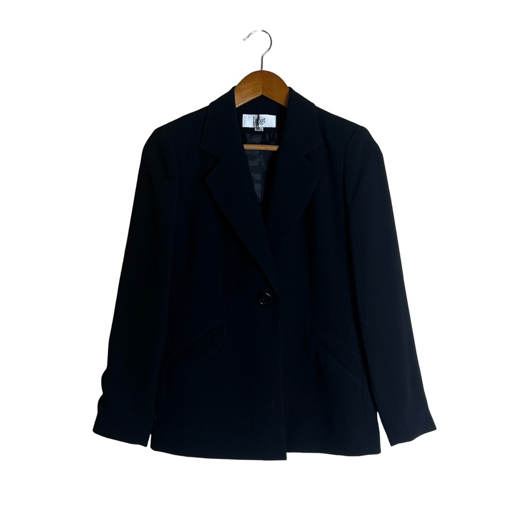 Le suit petite black blazer. Size 4P